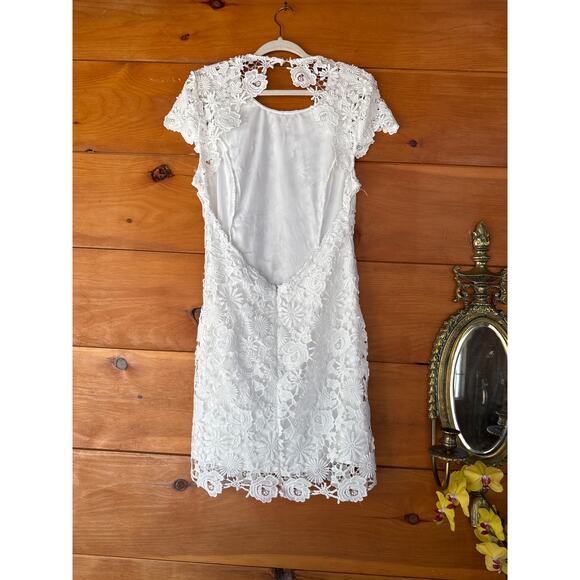 NWOT Lulus Romance Language White Backless Lace Dress Engagement Wedding Sz XL - Picture 4 of 7